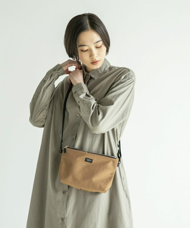 evergreen works STANDARD SUPPLY SIMPLICITY W ZIP SHOULDER M 雙拉鍊中型斜背包