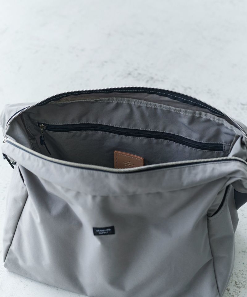 evergreen works STANDARD SUPPLY SIMPLICITY 2DAY SHOULDER 雙日斜背包