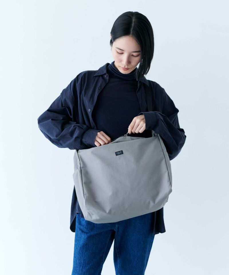 evergreen works STANDARD SUPPLY SIMPLICITY 2DAY SHOULDER 雙日斜背包