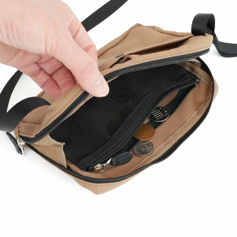 evergreen works STANDARD SUPPLY SIMPLICITY BODY PURSE 斜背小包