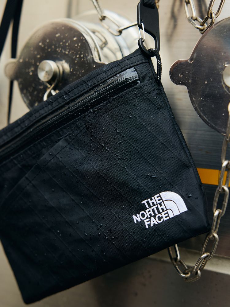 THE NORTH FACE Shoulder Pouch S 斜背小包 NM82515