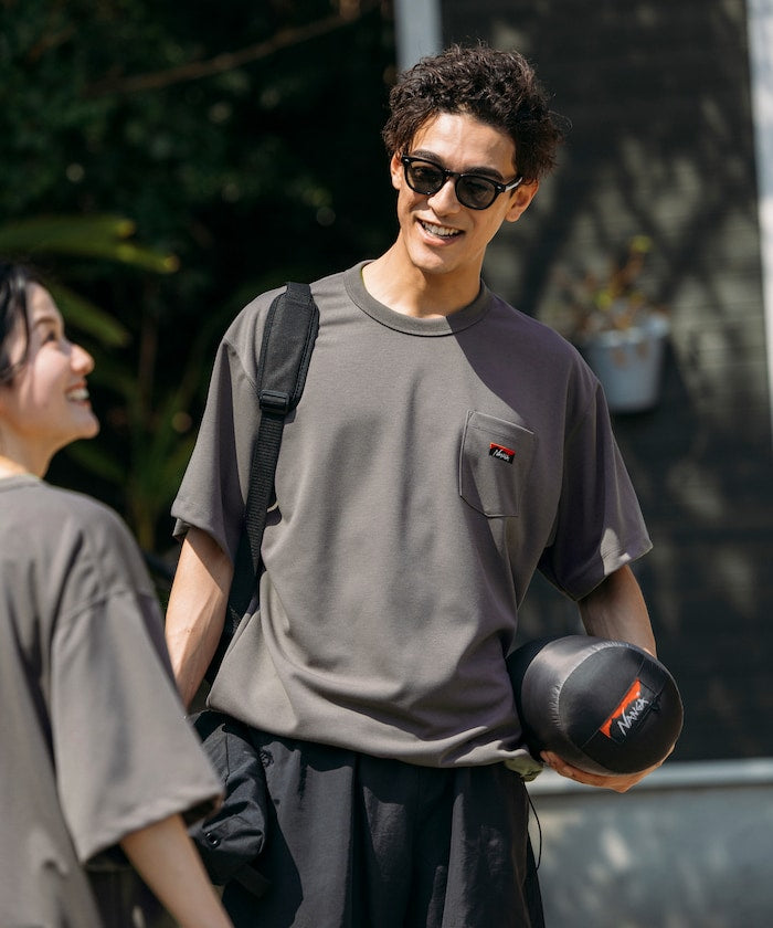 NANGA neo-PRO Relaxed Fit Spindle Pocket T-Shirt 口袋短袖T恤