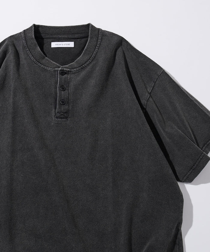 FREAK'S STORE Relaxed fit powdered Henley short sleeve T-shirt 寬版亨利領短袖T恤