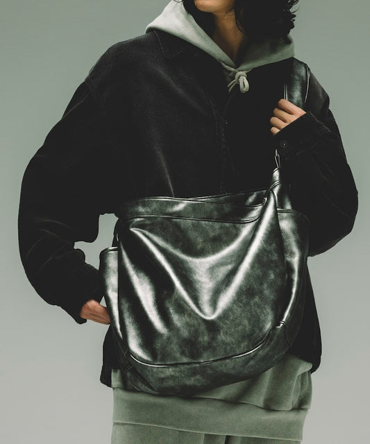 Freak’s store 仿舊工藝素皮革報紙包