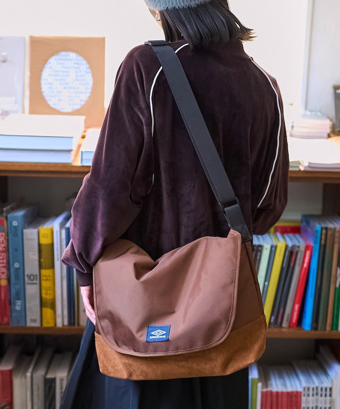 FREAK'S STORE x UMBRO CLASSIC MESSENGER BAG 經典郵差包