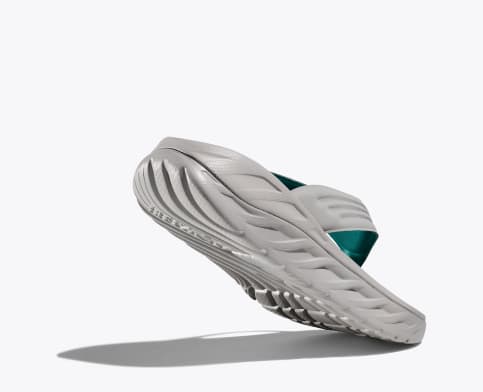 HOKA ONE ONE ORA Recovery Flip 夾腳涼鞋