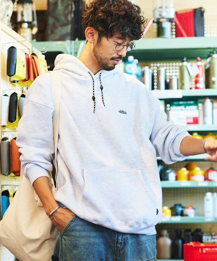 THOUSAND MILE X FREAK'S STORE 限定寬版刺繡連帽上衣