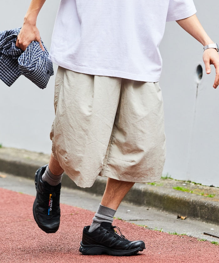 FREAK'S STORE Loose fit nylon tuck wide easy shorts 寬版尼龍休閒短褲