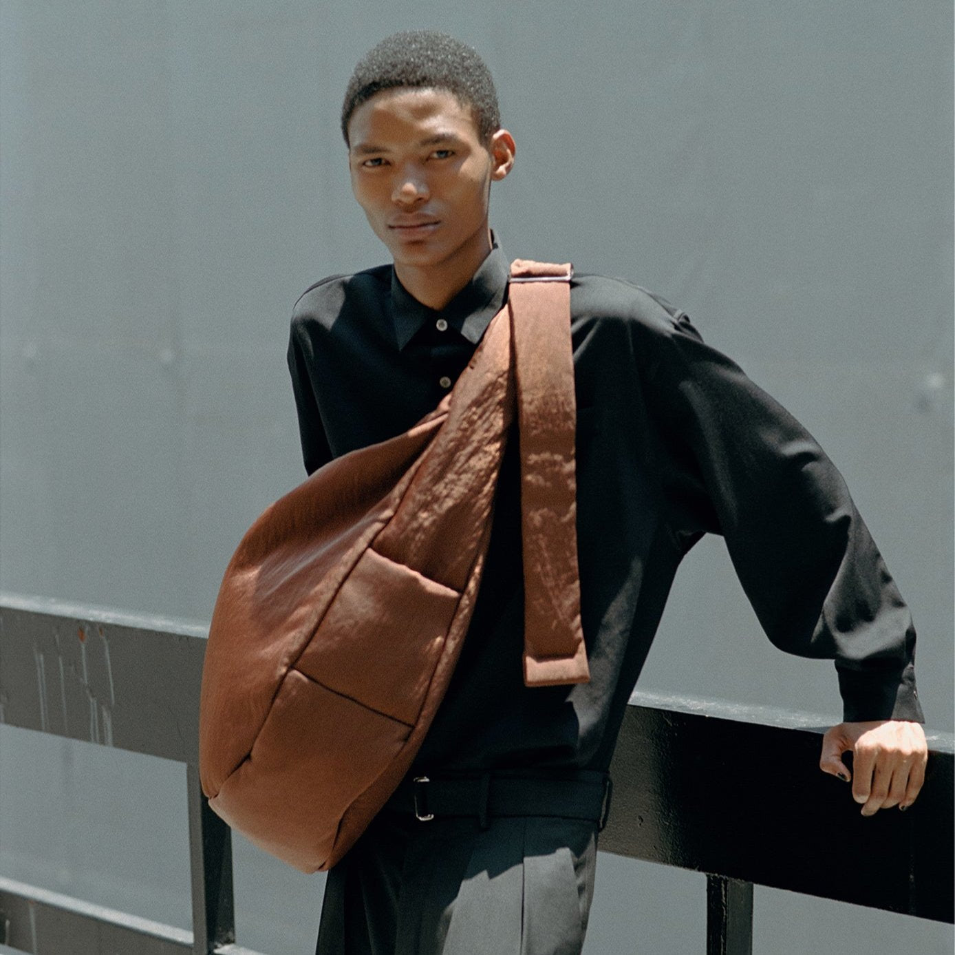 ITTI ANNIE PUFFER BIG MOON BAG / CERATO BRIGHT 絨感大月亮包