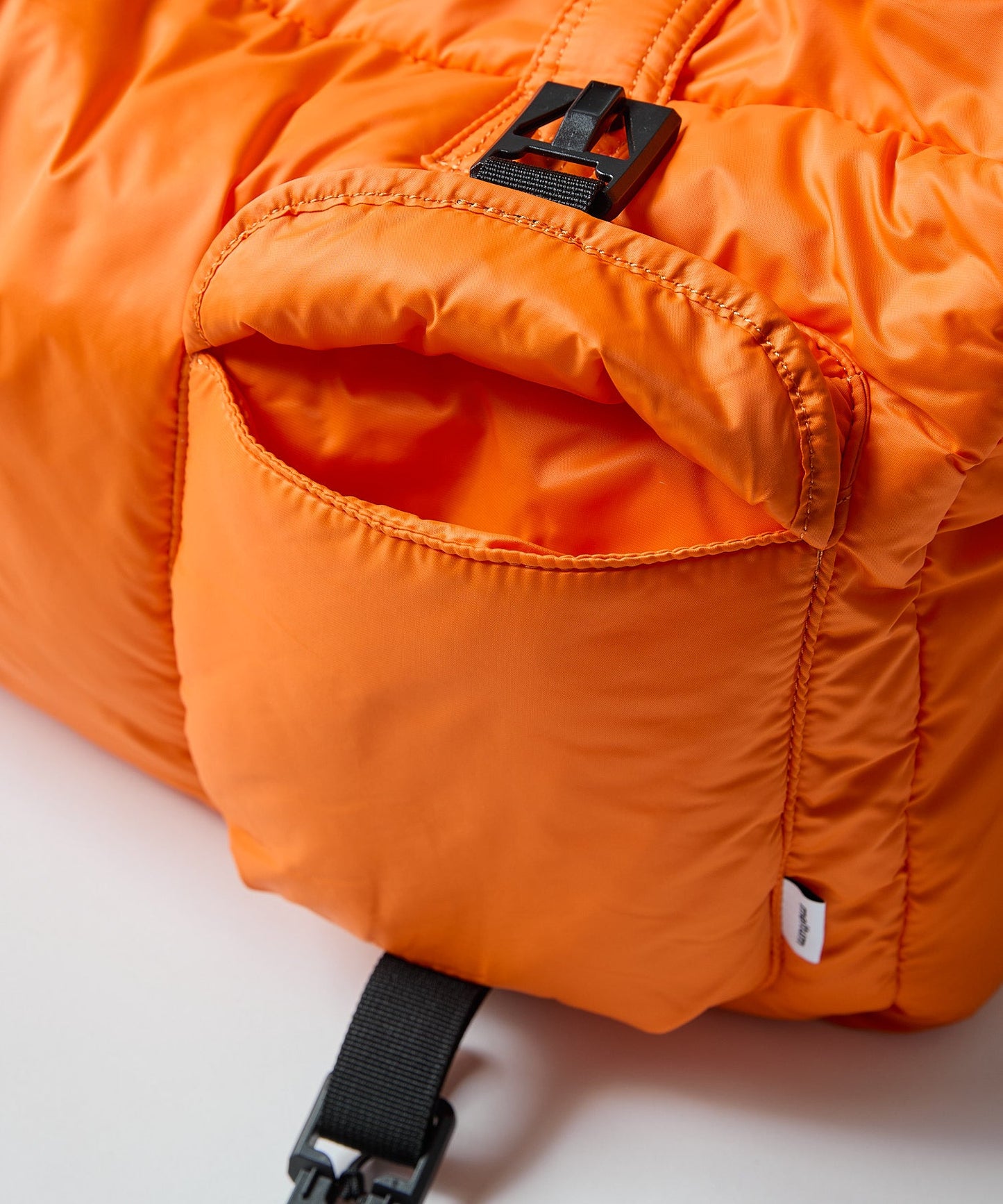 meltum PADDING SHOULDER BAG 手提斜背包