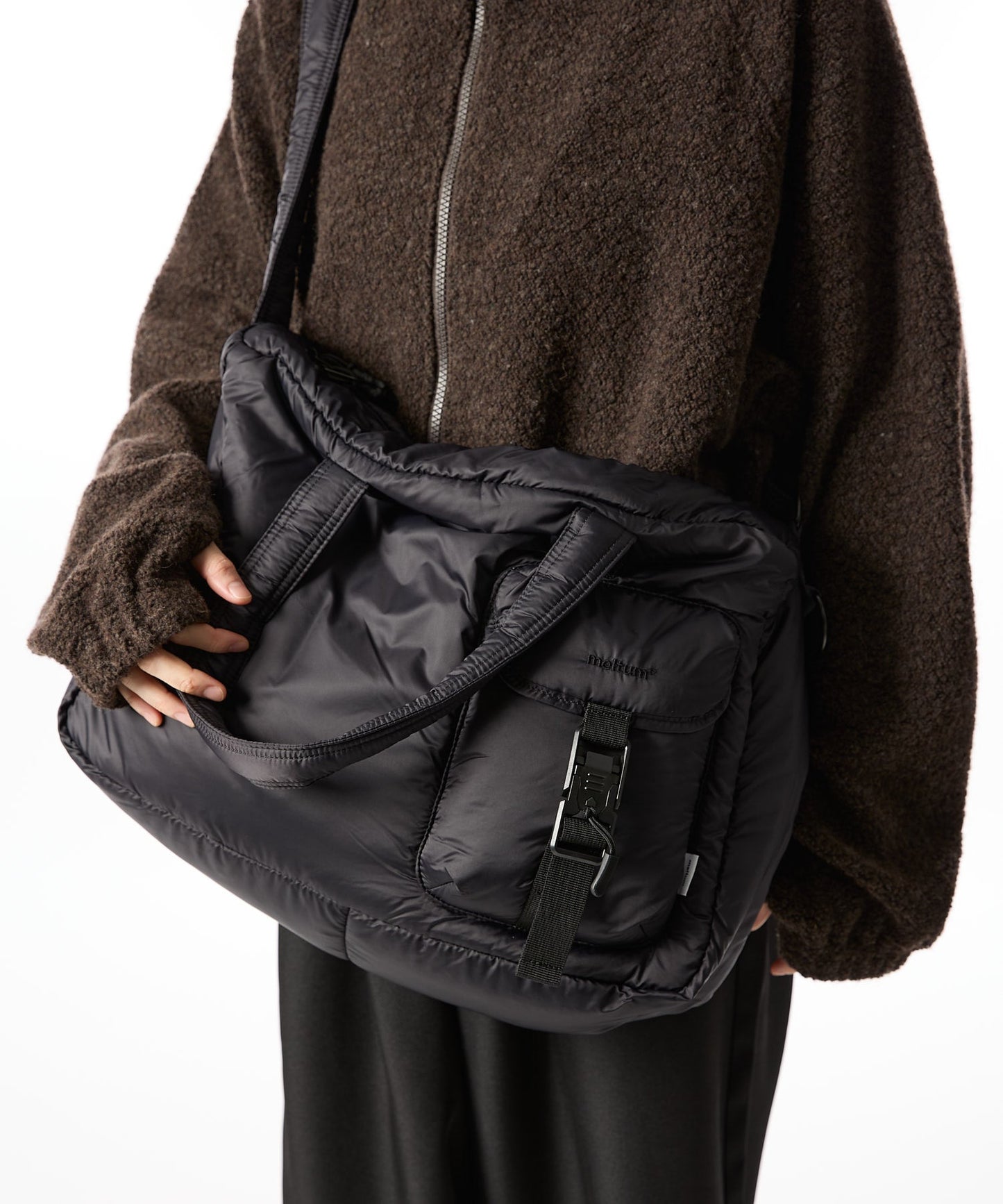 meltum PADDING SHOULDER BAG 手提斜背包