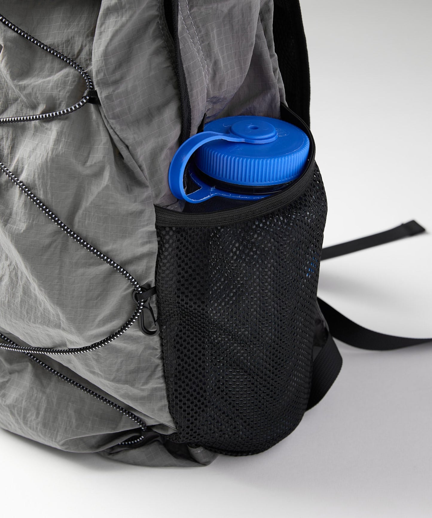 meltum BUNGEE BACKPACK 防撥水尼龍後背包