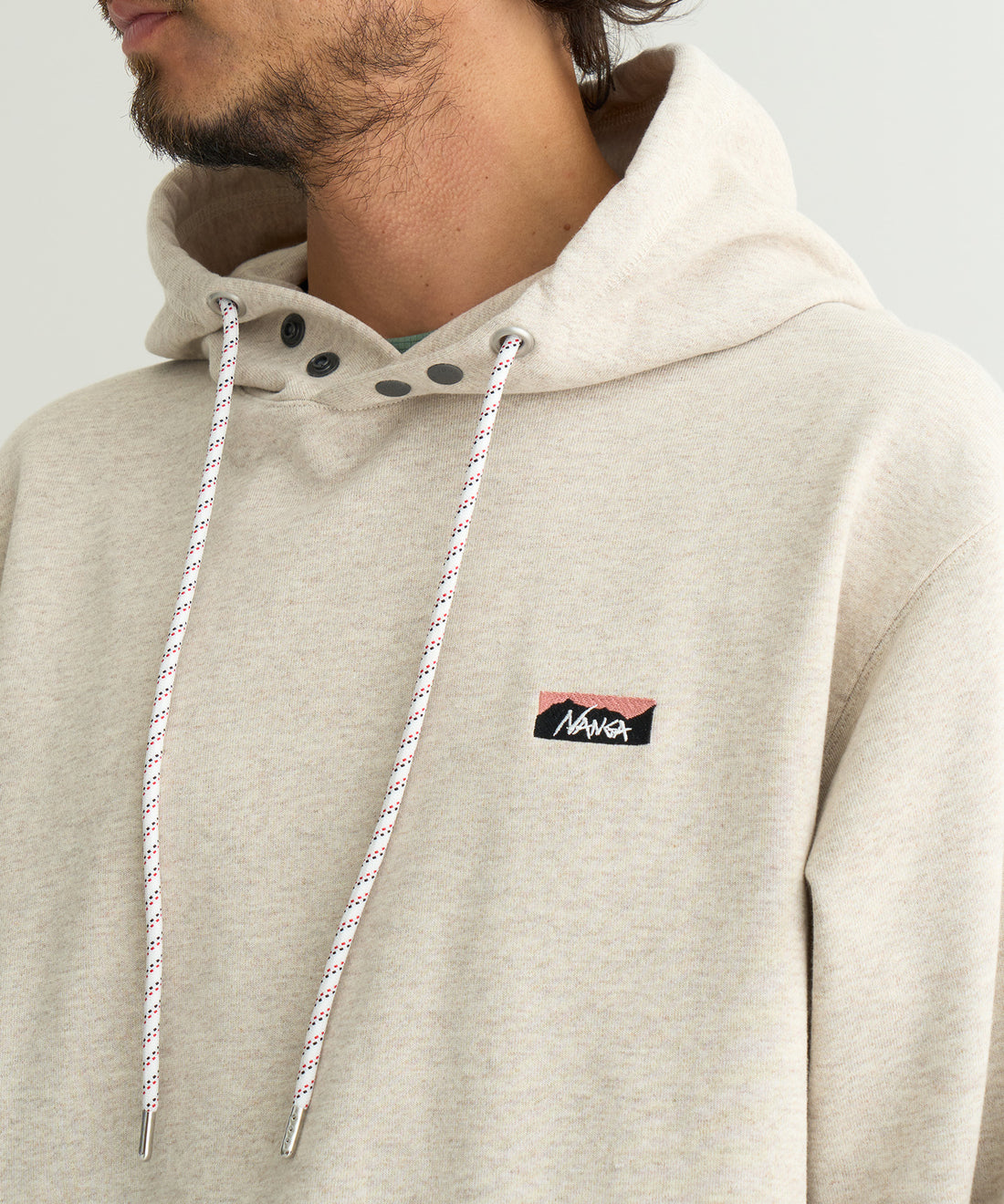 NANGA ECO HYBRID 迷你 Box Logo 刺繡連帽大學T
