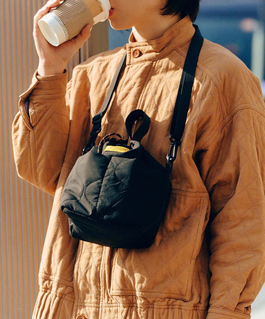 KiU 絎縫防潑水兩用口袋肩背包 K384