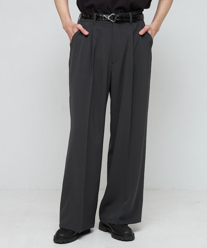 Firsthand Wide straight Slacks 寬版打褶休閒褲