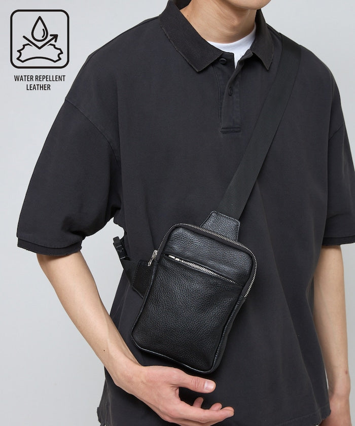 Firsthand Water-repellent leather Mini Shoulder bag 側背包