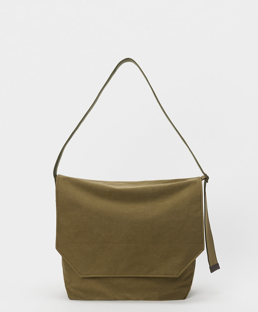 Hender Scheme Flap Shoulder Big 翻蓋斜背包-大