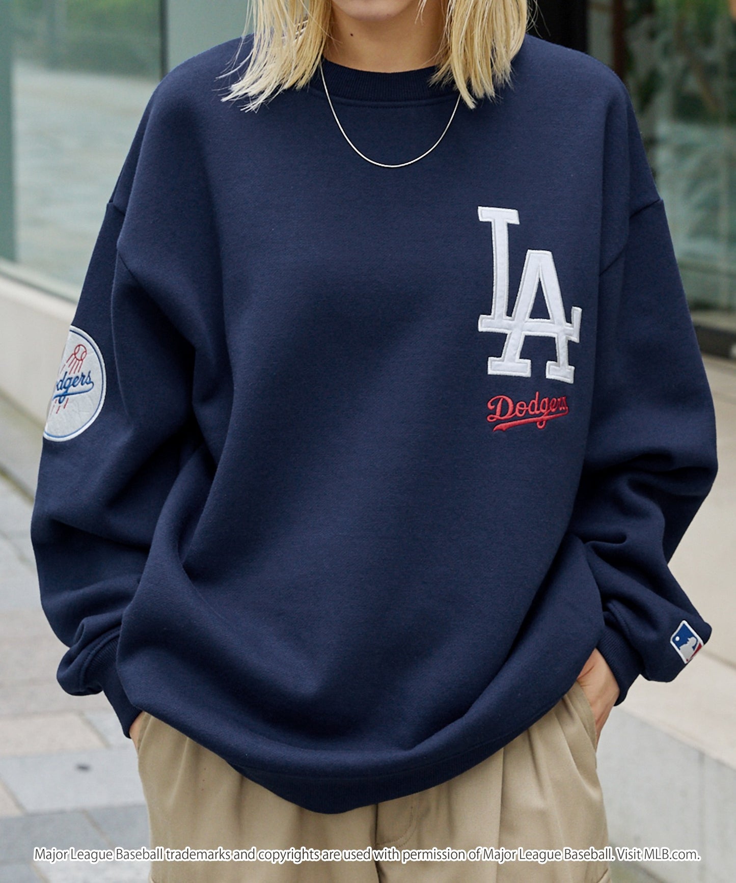 MLB 刺繡LOGO寬版加絨大學T