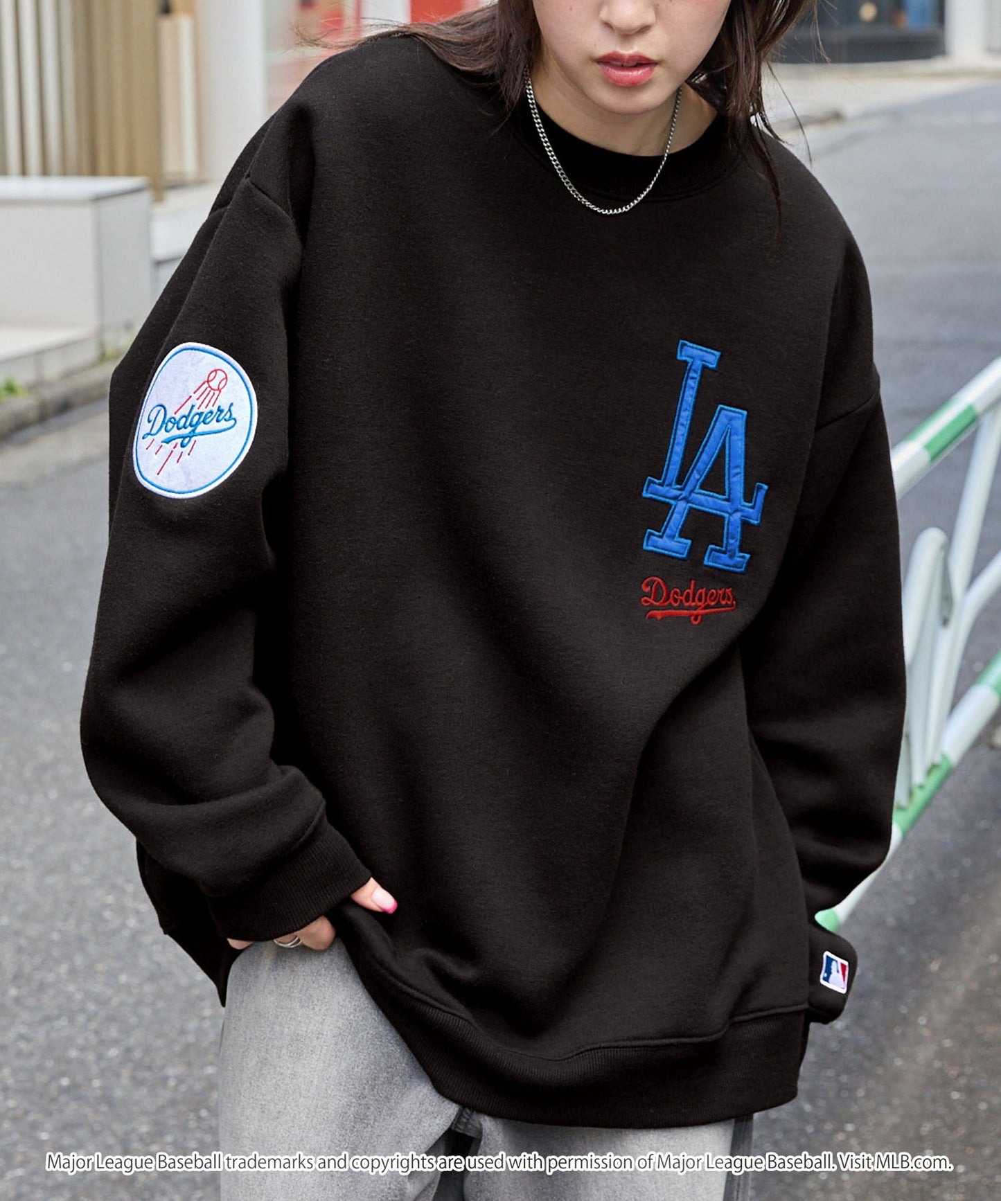 MLB 刺繡LOGO寬版加絨大學T