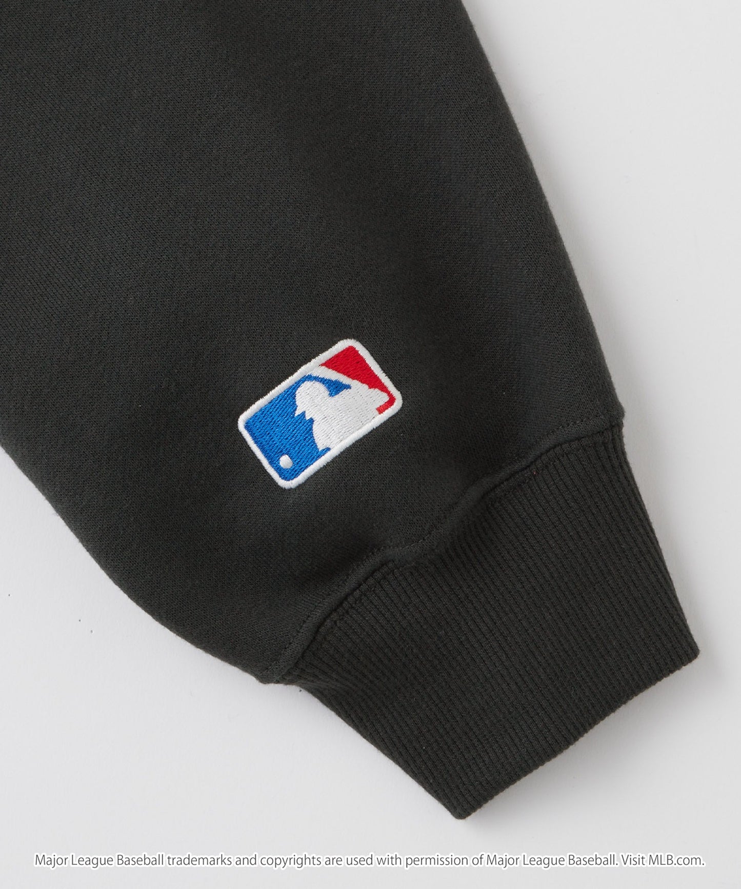 MLB 刺繡LOGO寬版加絨大學T