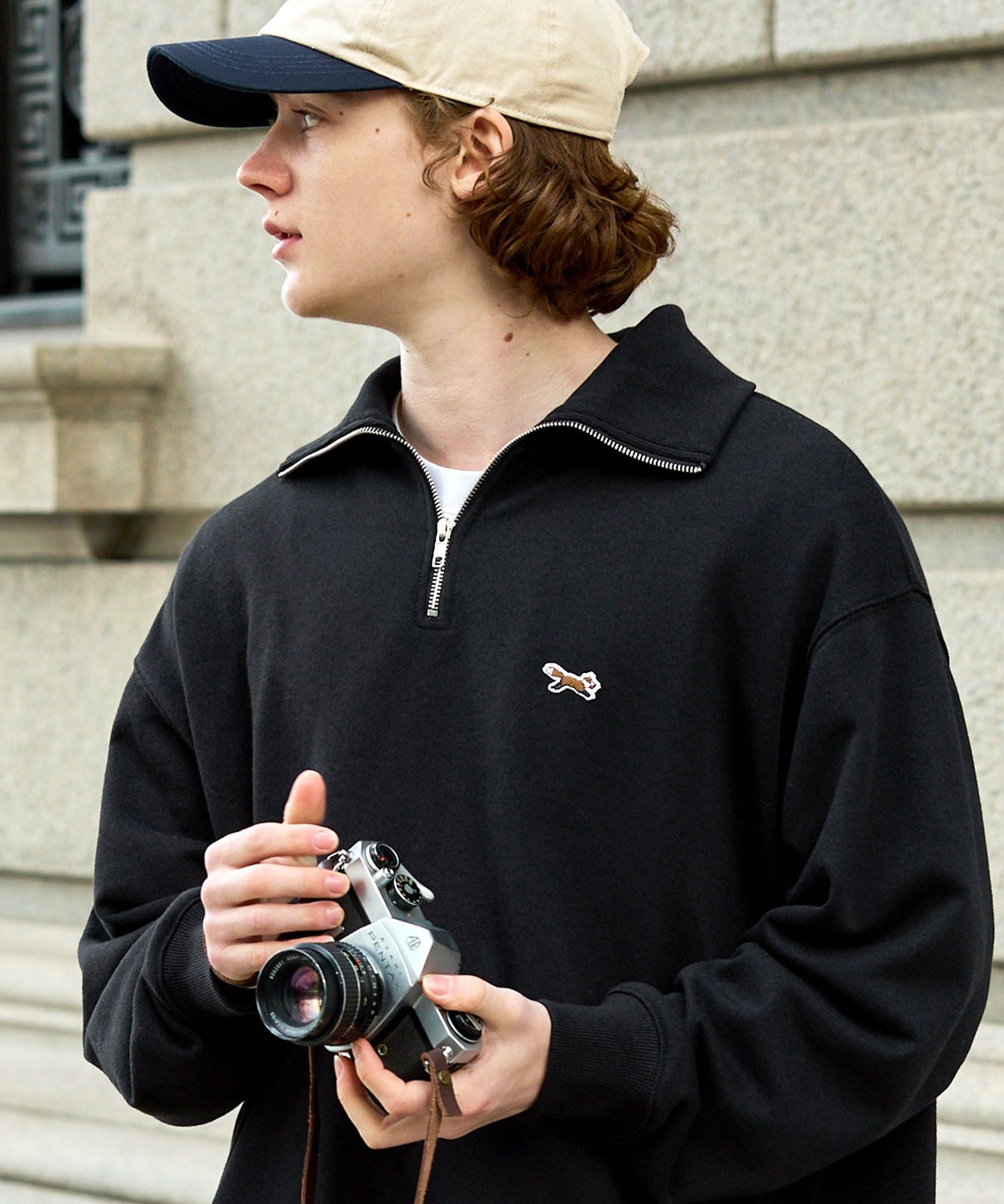 PENNEYS THE FOX Logo 狐狸刺繡LOGO寬版高領半拉鍊休閒上衣