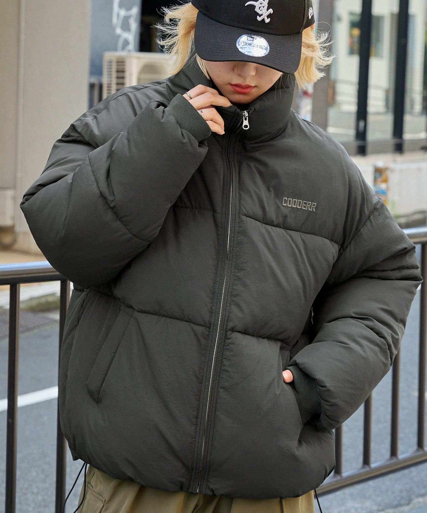 CODDERR 厚領防潑水尼龍中綿外套