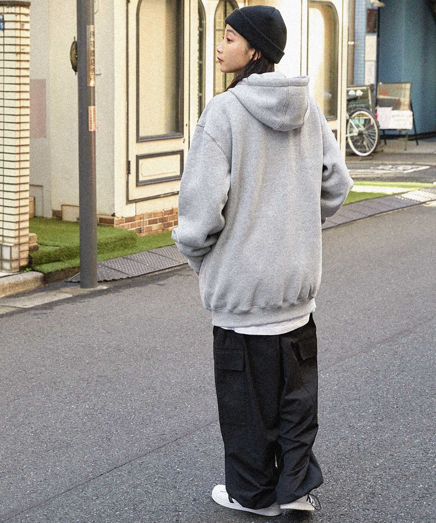 Carhartt 寬版內裡絨毛拉鍊連帽外套