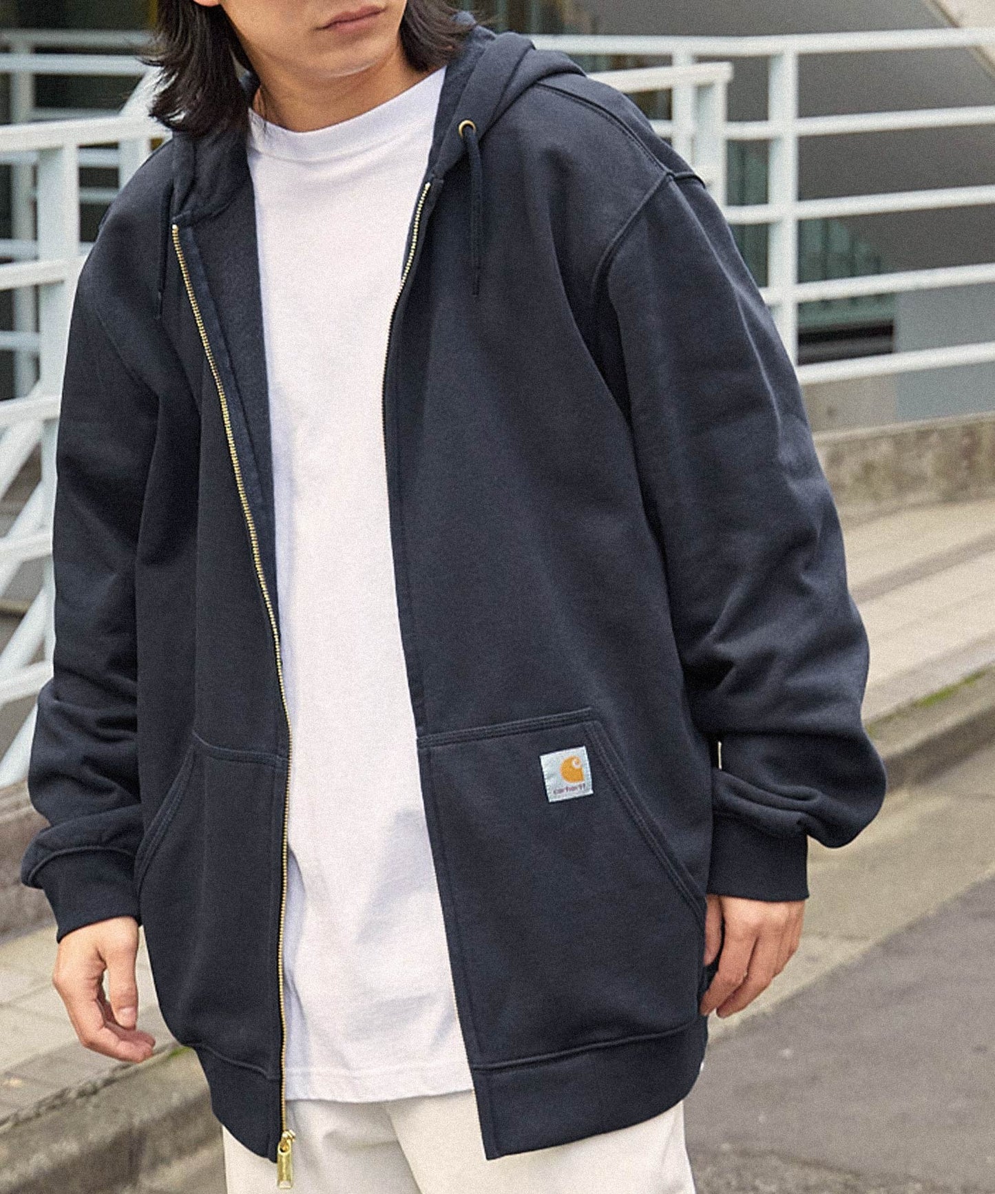 Carhartt 寬版內裡絨毛拉鍊連帽外套