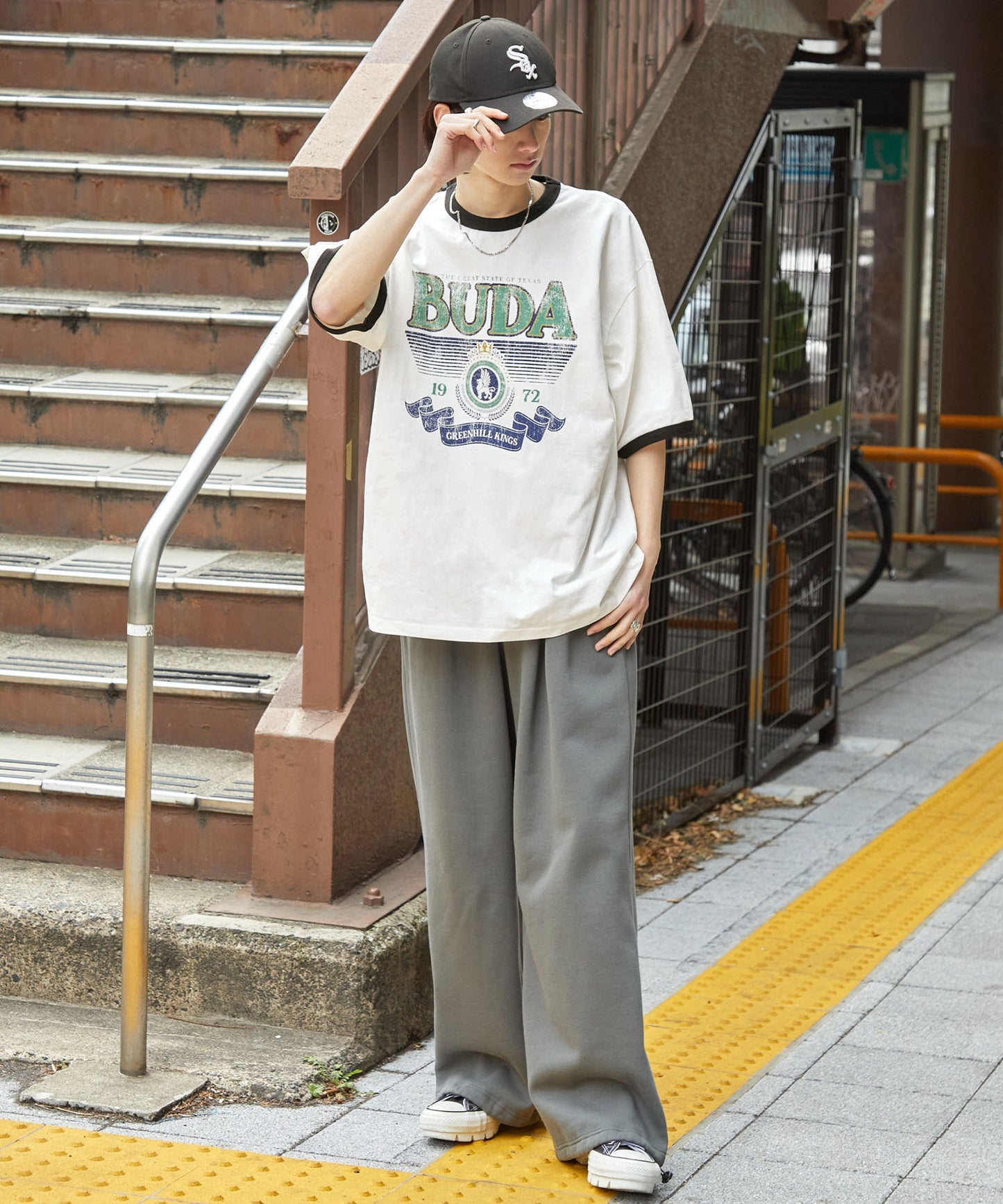 MONO-MART 復古標誌設計寬版短袖T恤