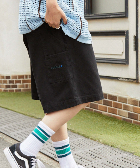 retock's 刺繡LOGO寬版牛仔工裝五分褲