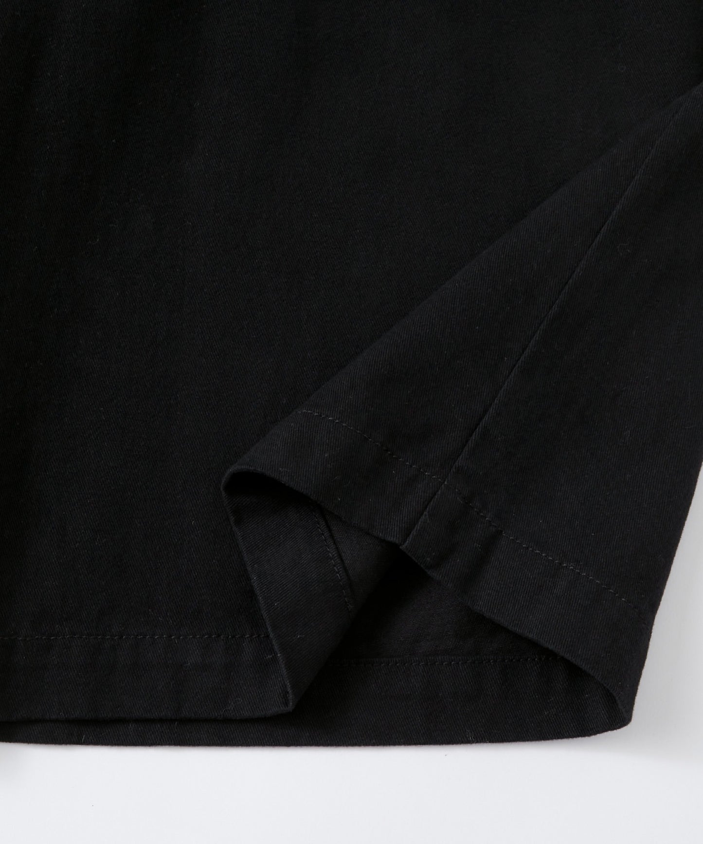 retock's 刺繡LOGO寬版牛仔工裝五分褲