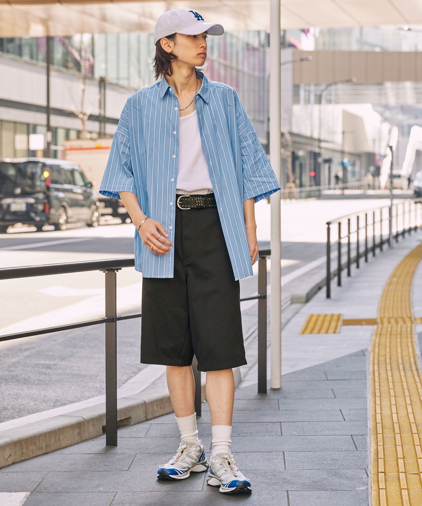 retock's 刺繡LOGO寬版牛仔工裝五分褲