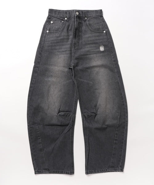 forksy. 弧形剪裁丹寧牛仔褲