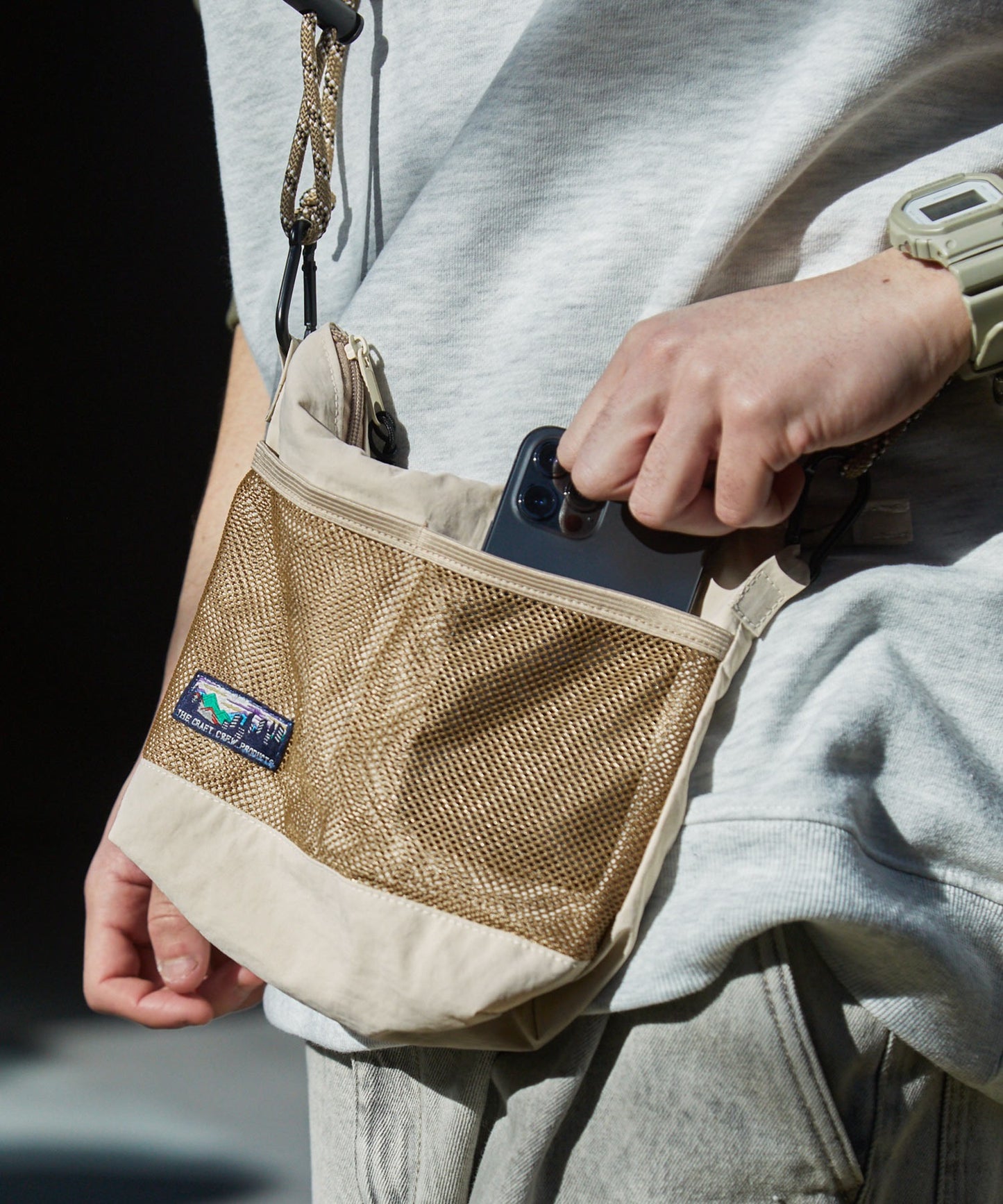 THE CRAFT CREW PRODUCTS 防潑水尼龍 × 網布輕便斜背包