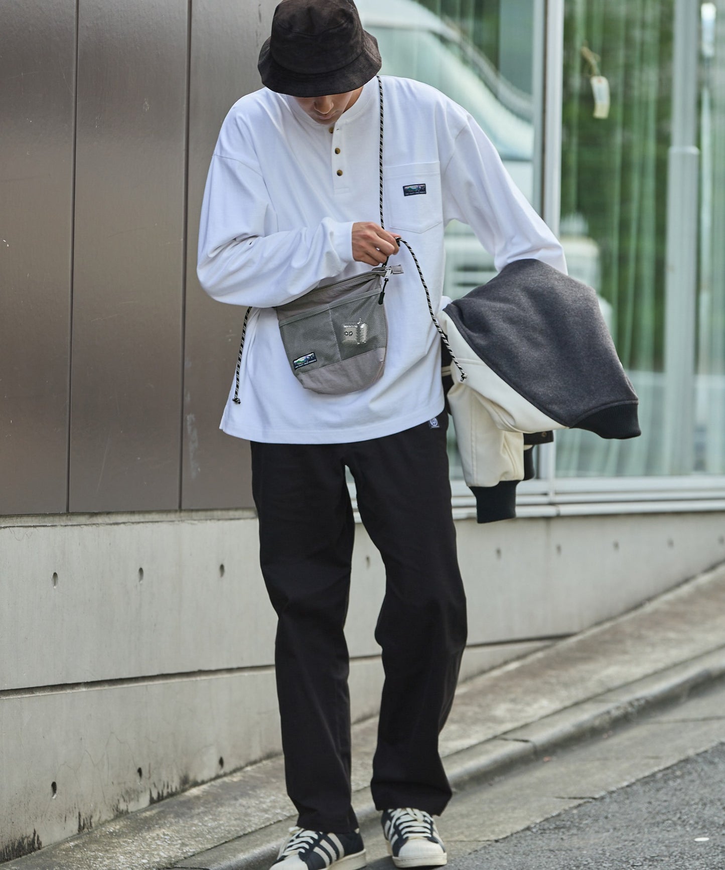 THE CRAFT CREW PRODUCTS 防潑水尼龍 × 網布輕便斜背包