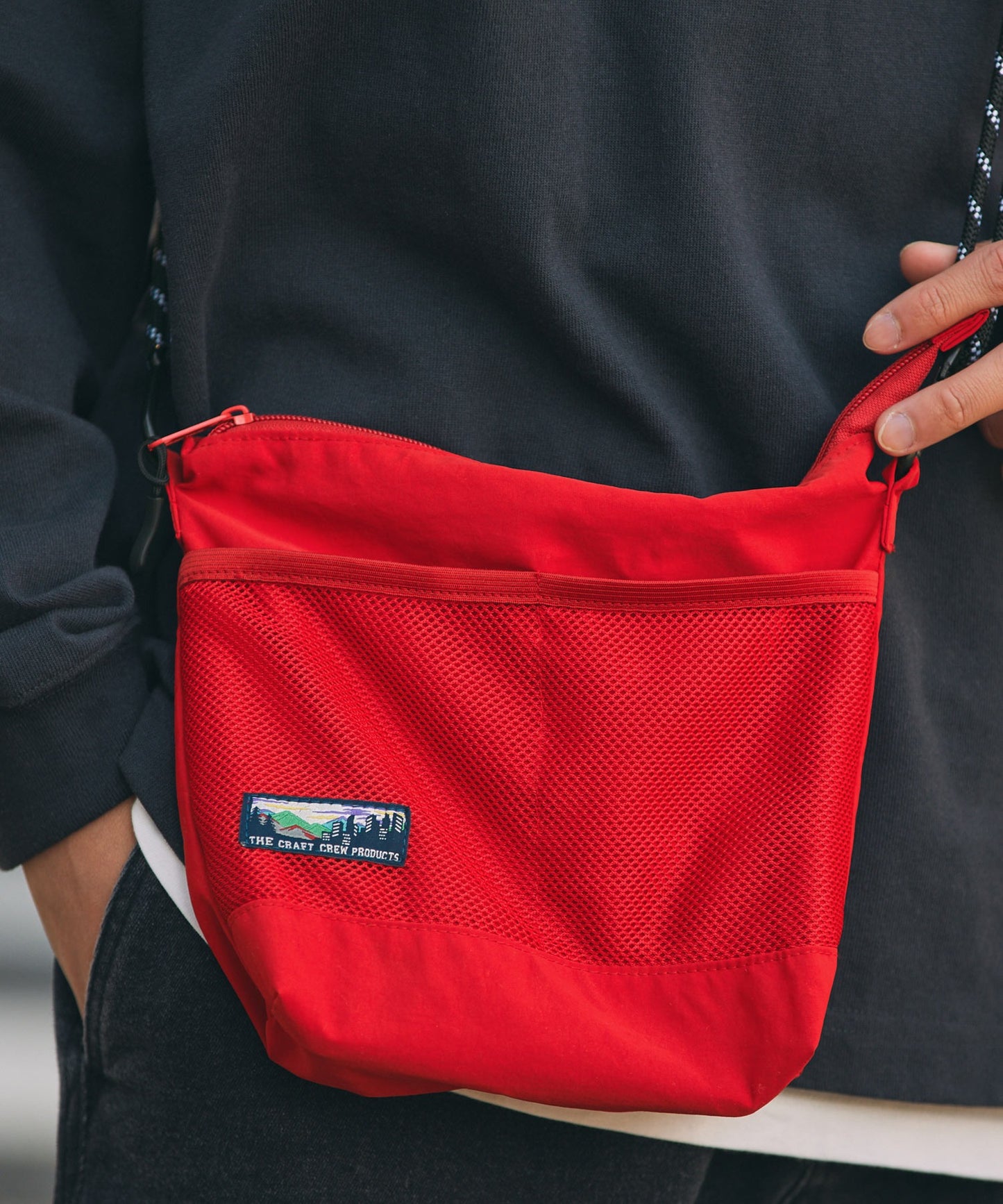 THE CRAFT CREW PRODUCTS 防潑水尼龍 × 網布輕便斜背包