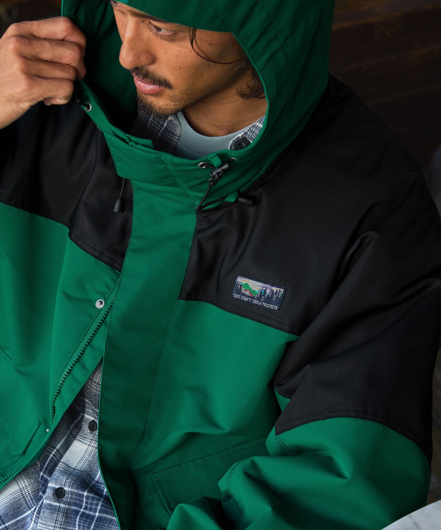 特價 THE CRAFT CREW PRODUCTS 寬版防潑水登山夾克外套