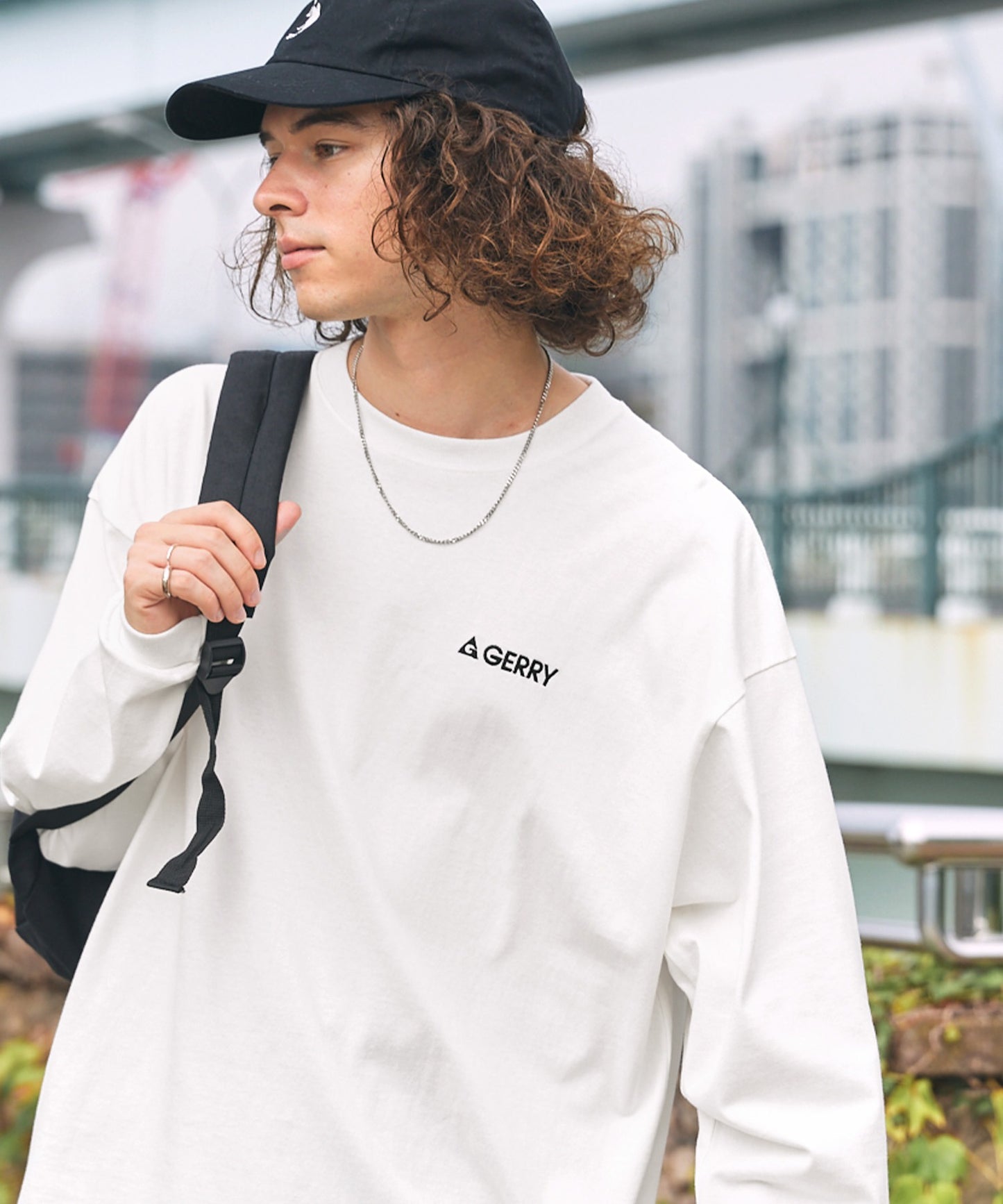 GERRY 限定 寬版圓形 Logo長袖T恤上衣大學T