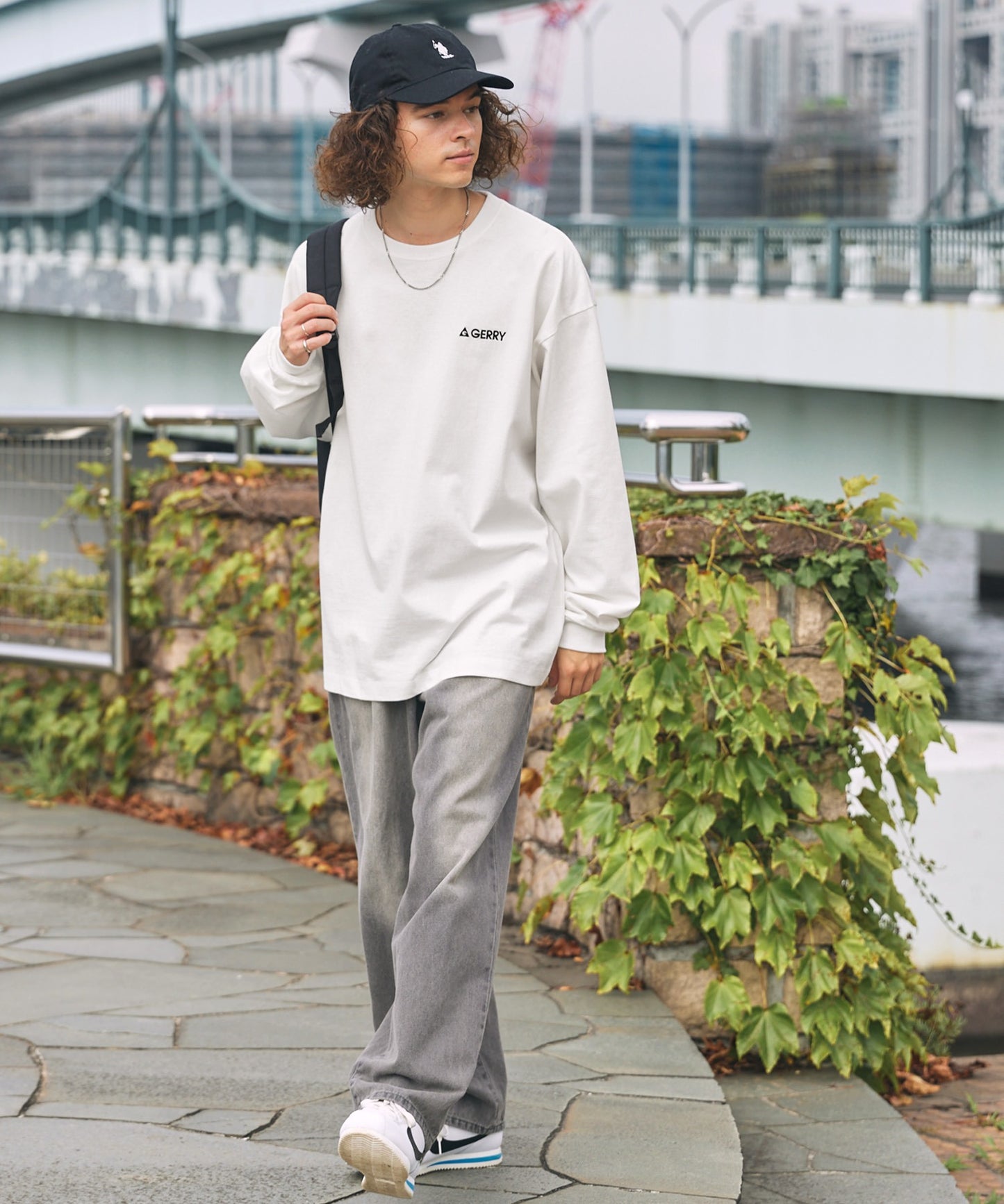 GERRY 限定 寬版圓形 Logo長袖T恤上衣大學T