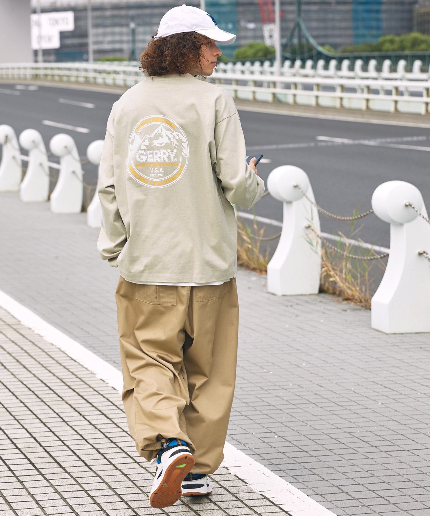 GERRY 限定 寬版圓形 Logo長袖T恤上衣大學T