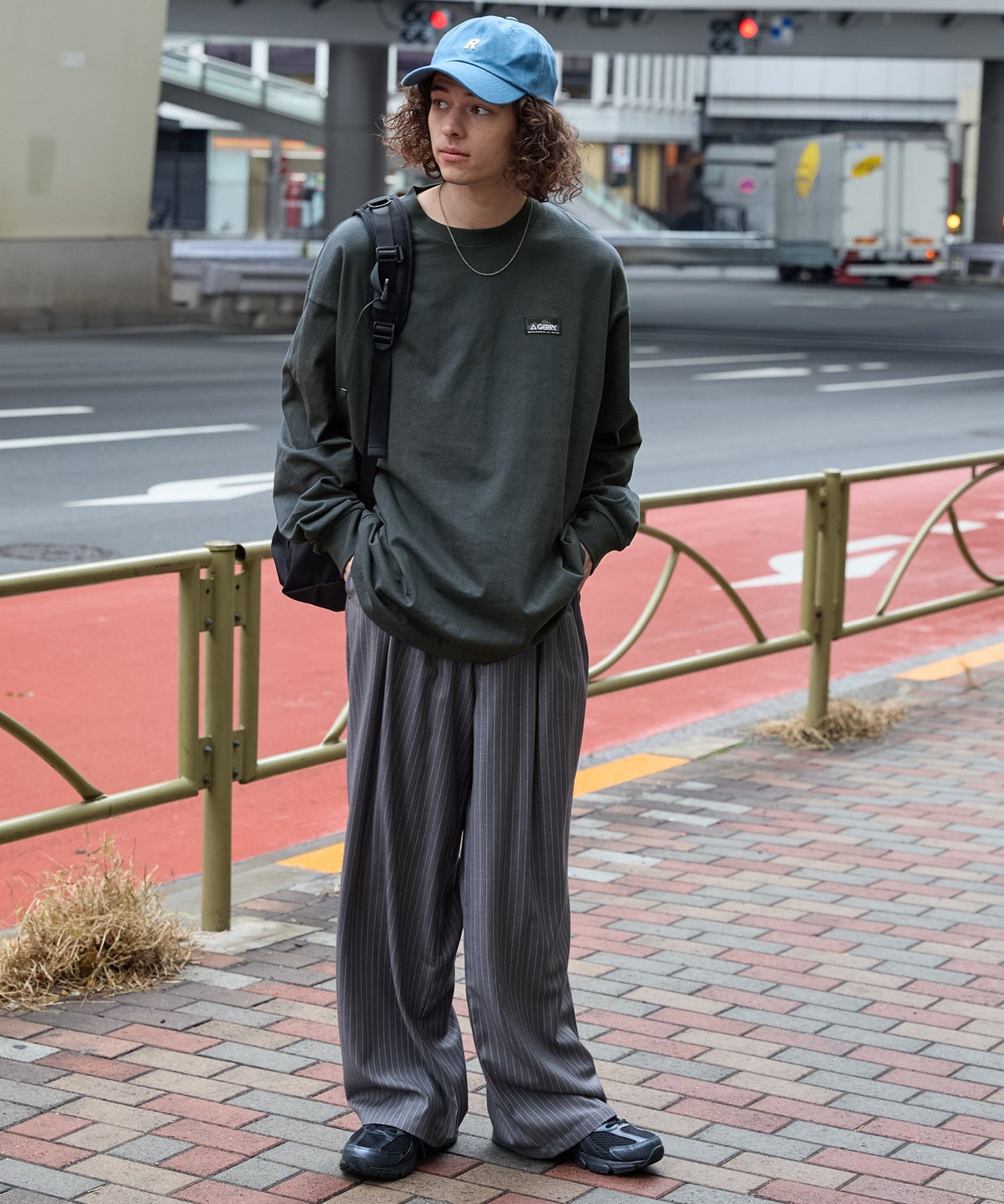 GERRY 限定 寬版圓形 Logo長袖T恤上衣大學T