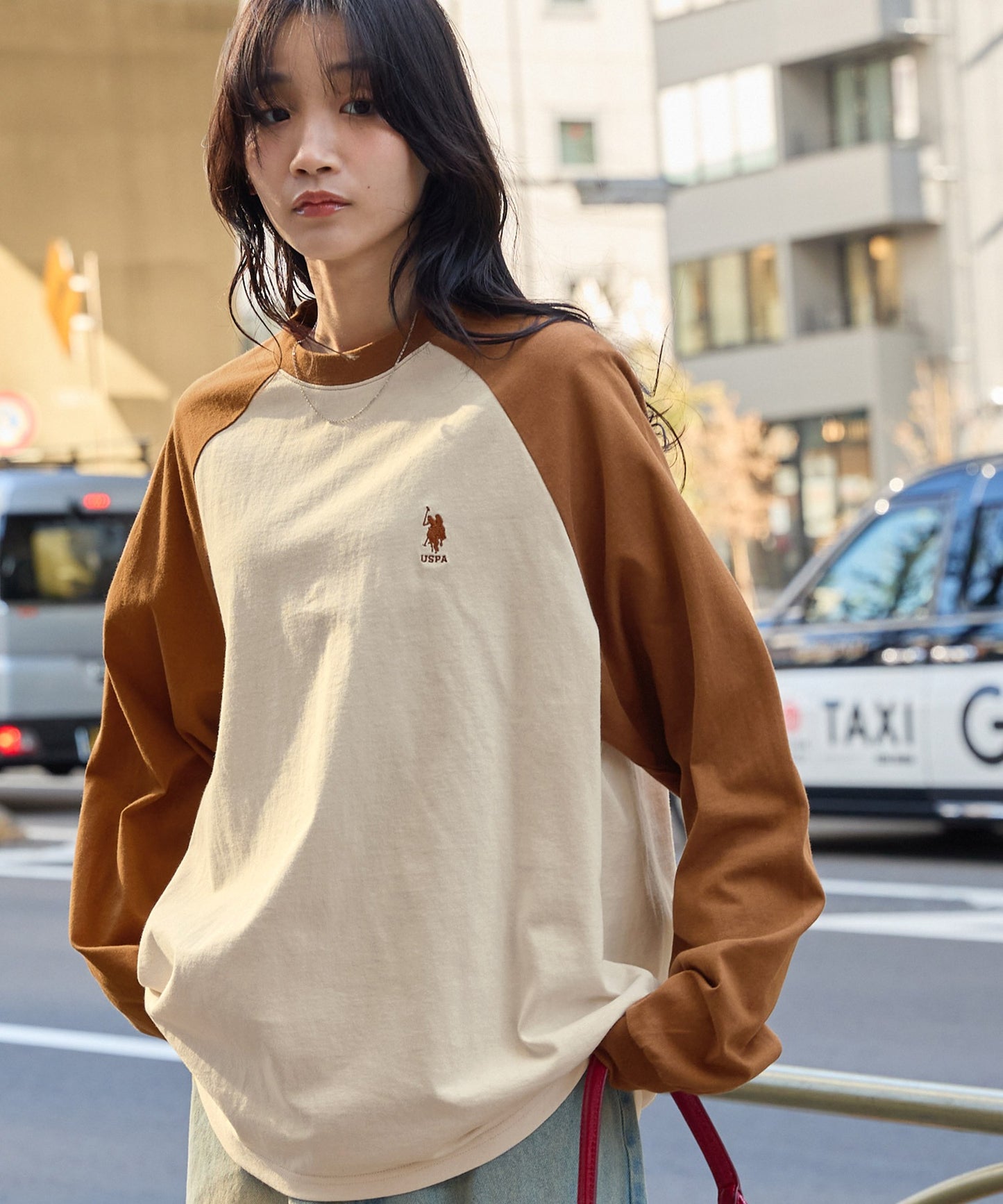 U.S. POLO ASSN. 限定款 刺繡LOGO拼色插肩寬版長袖T恤上衣