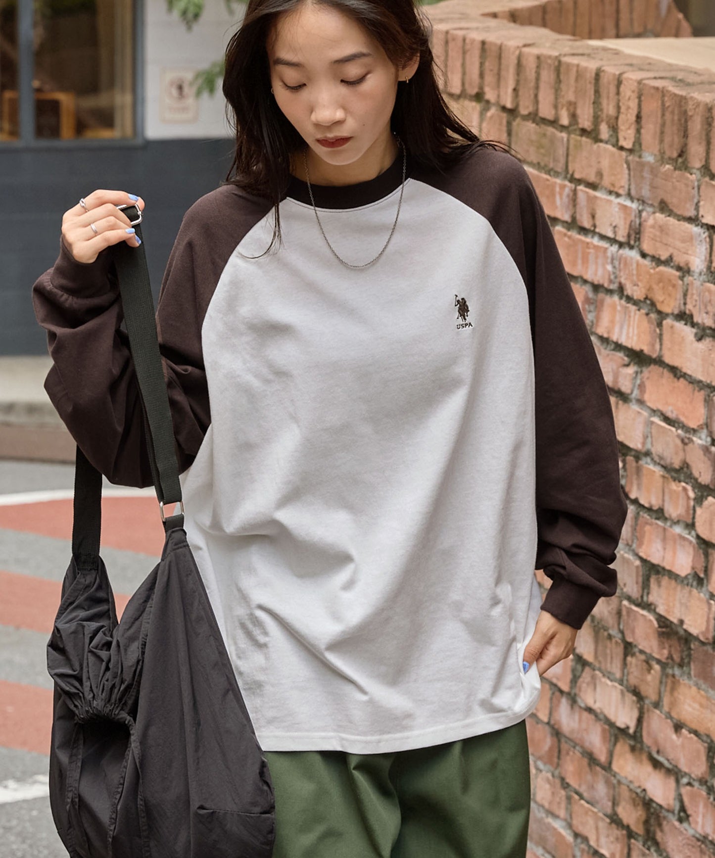 U.S. POLO ASSN. 限定款 刺繡LOGO拼色插肩寬版長袖T恤上衣