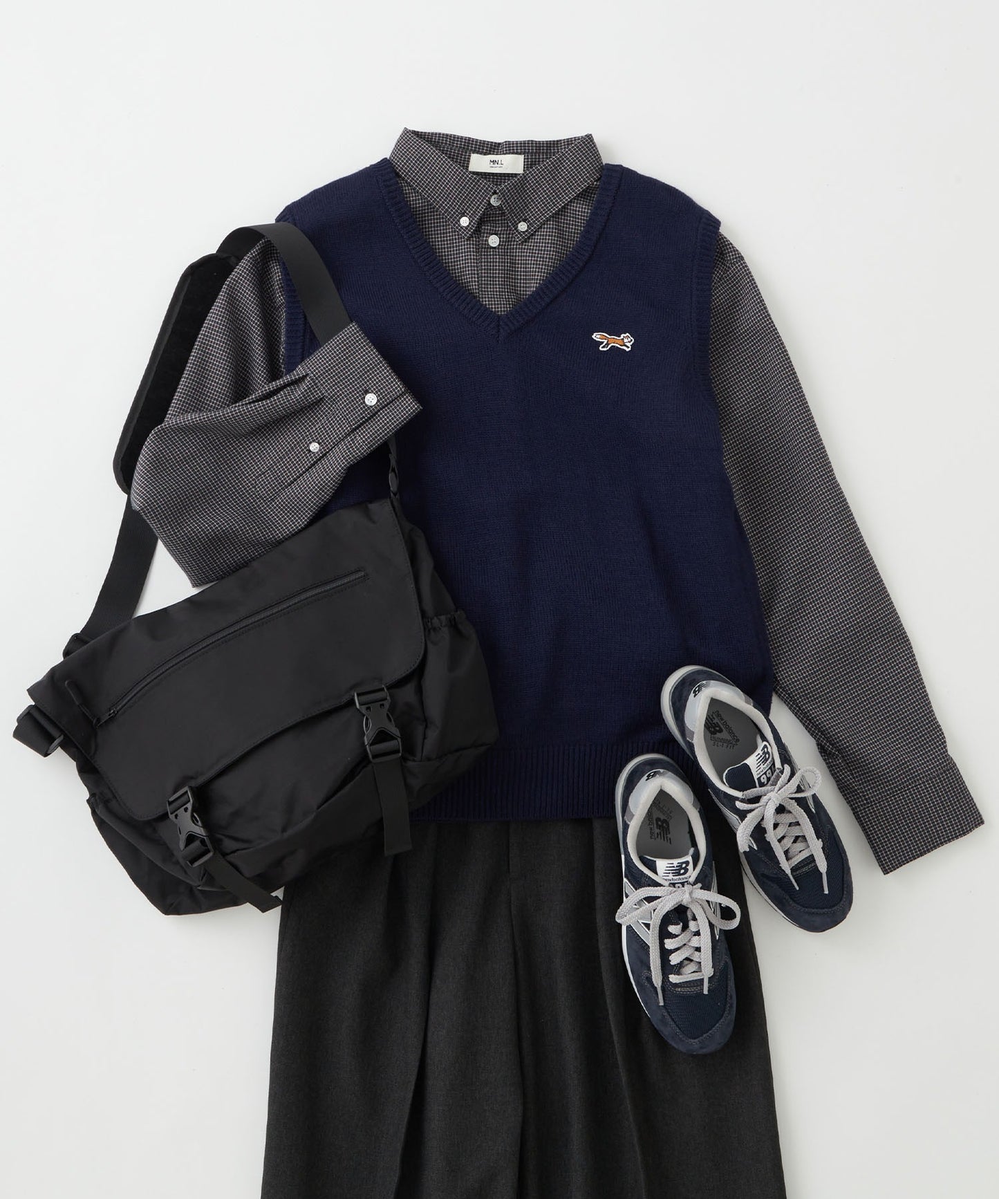 PENNEYS THE FOX Logo 狐狸刺繡LOGO V領針織背心