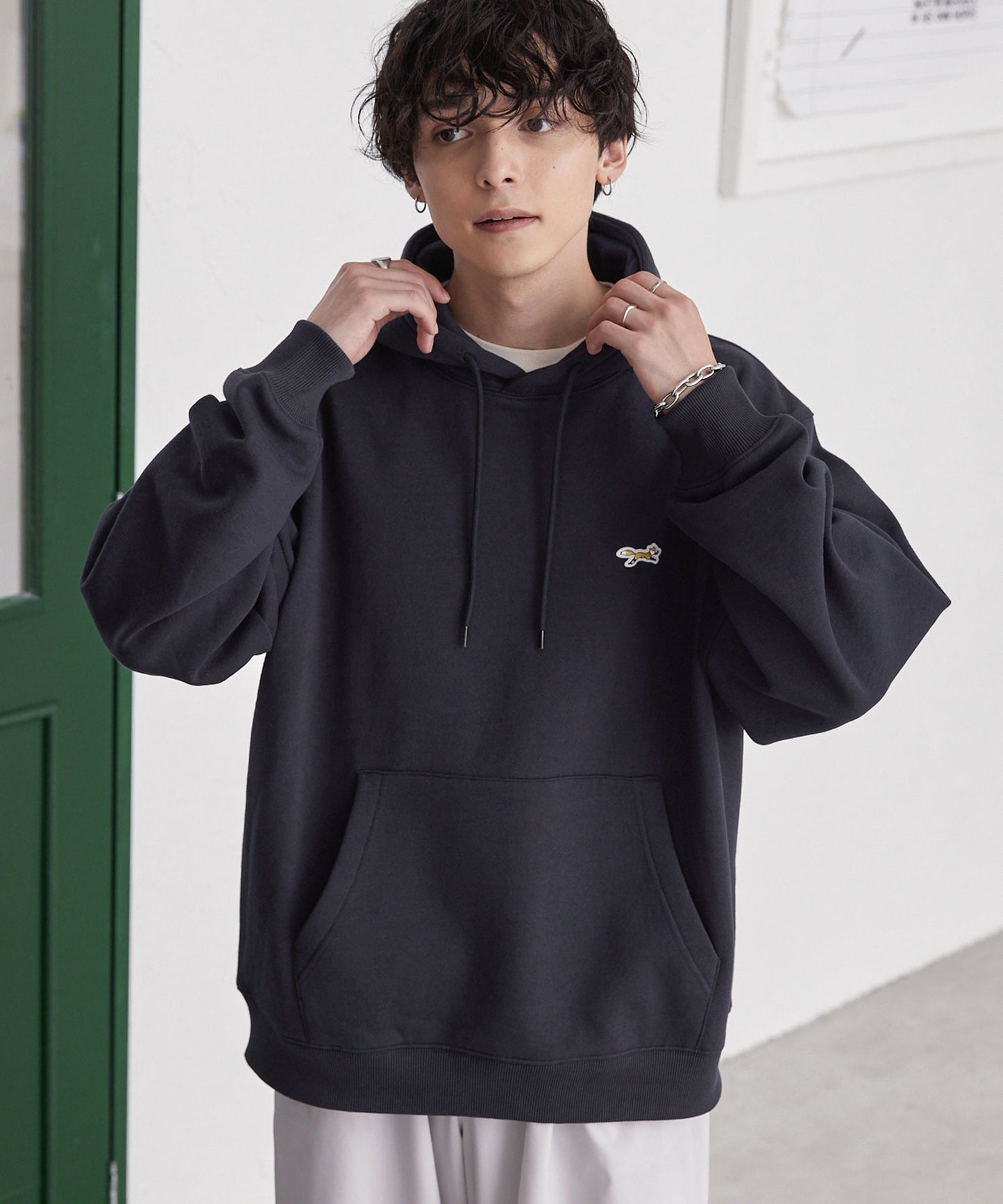 PENNEYS THE FOX Logo 狐狸刺繡寬版連帽大學T