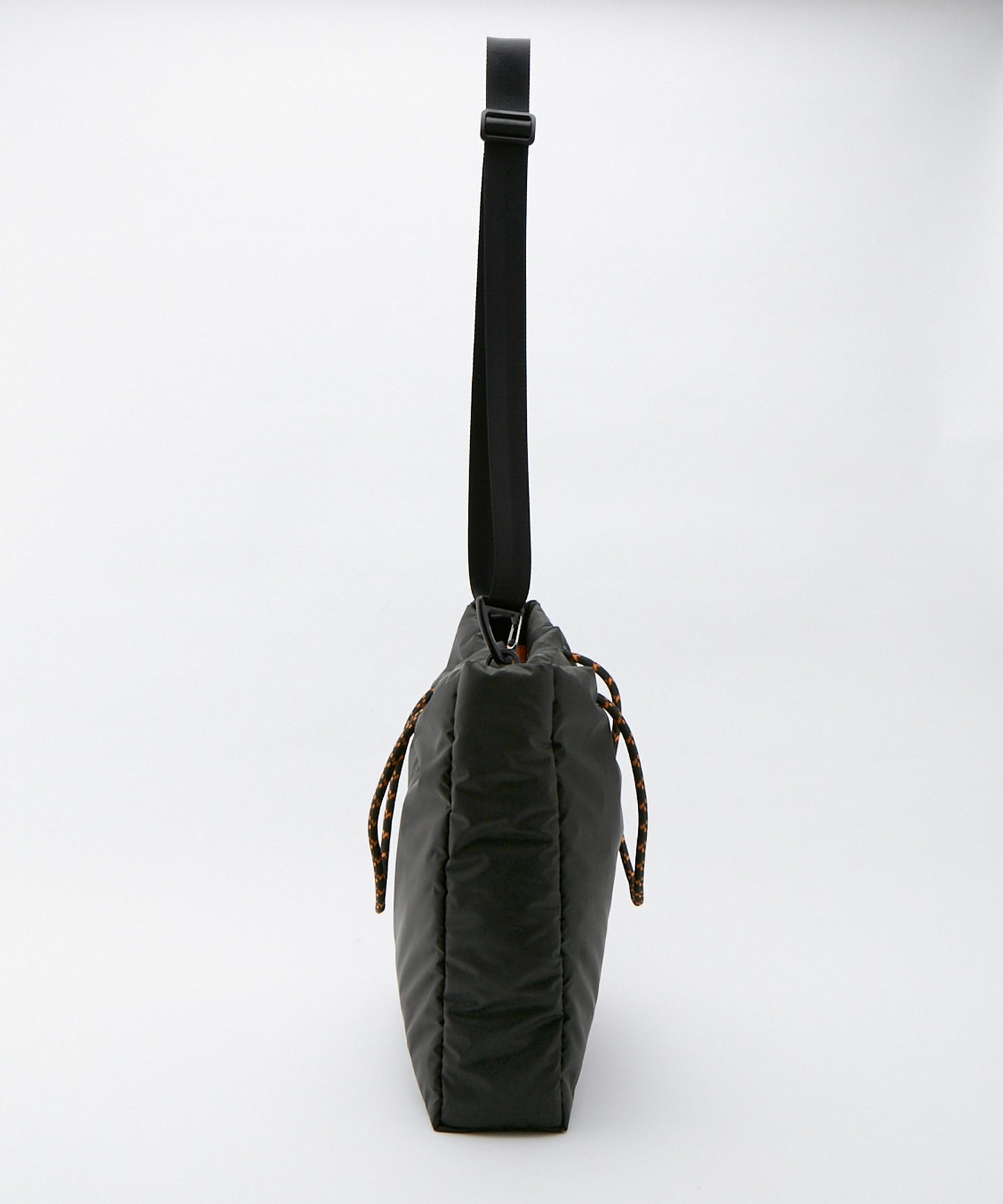 THE CRAFT CREW PRODUCTS × KiU 限定 2WAY 防潑水肩背托特包