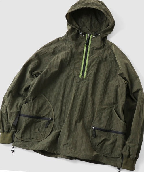 Gym Master Ripstop 尼龍多口袋登山風衣外套