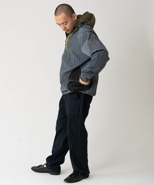 Gym Master Ripstop 尼龍多口袋登山風衣外套