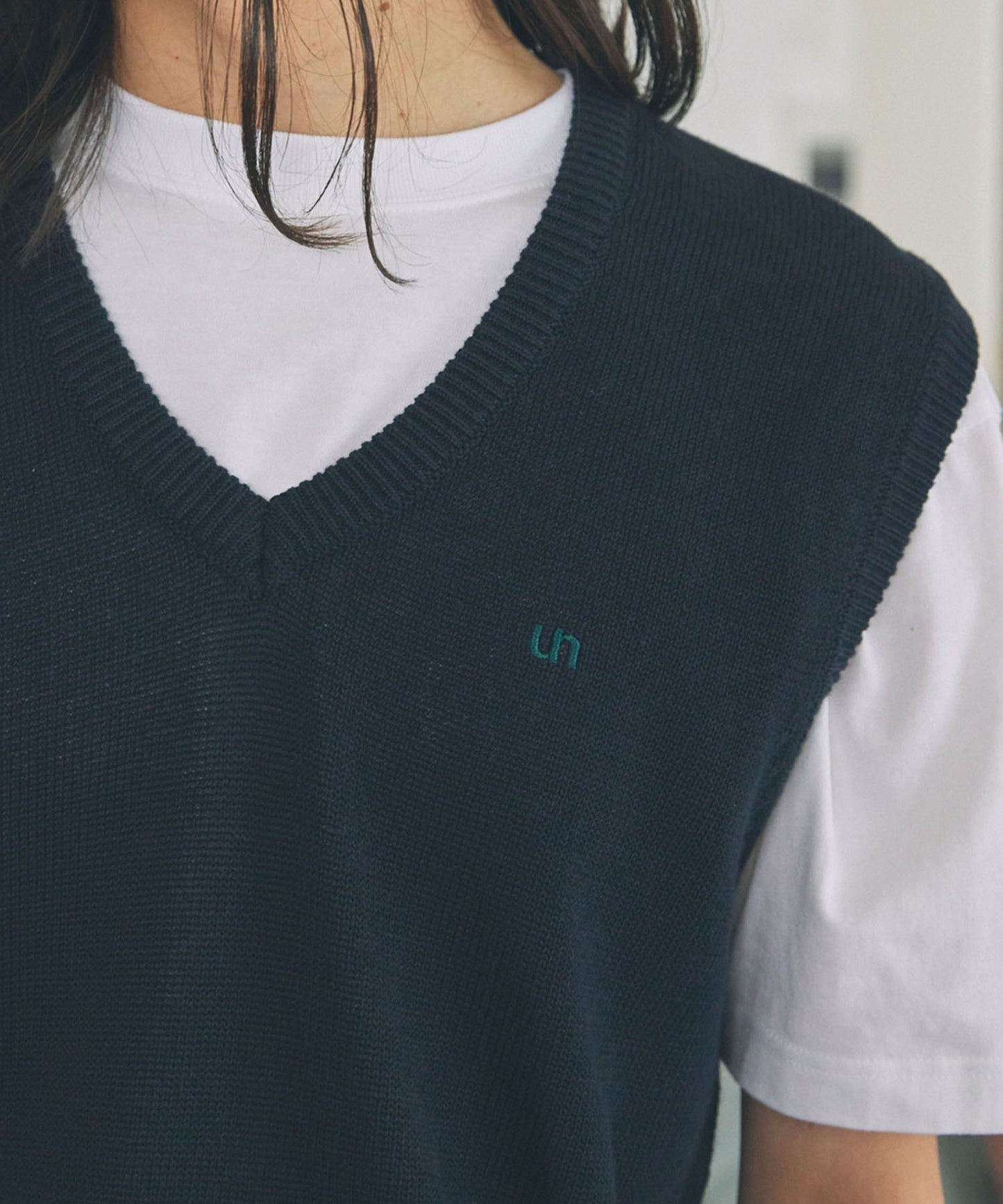 Unblend 簡約Logo刺繡針織背心