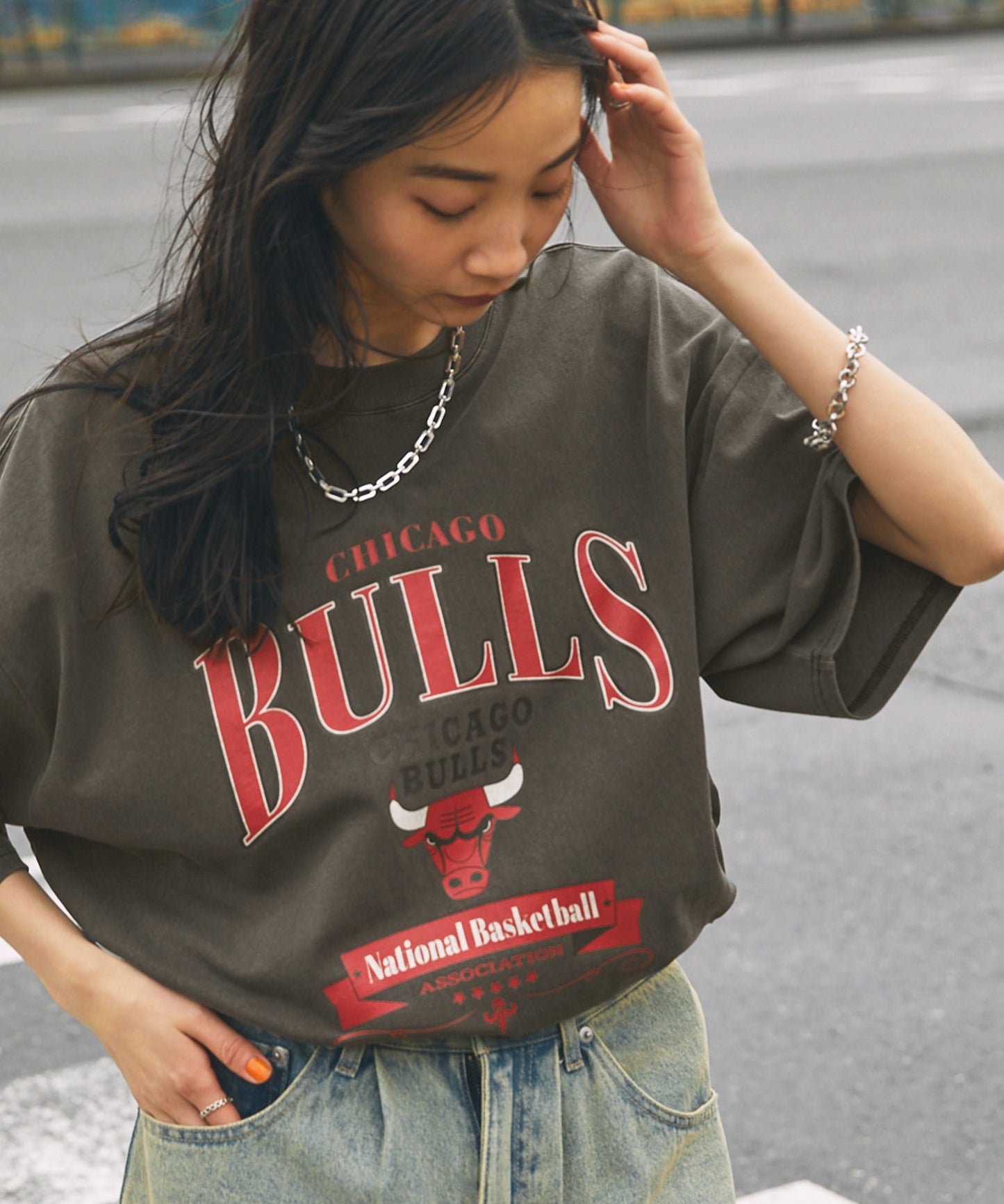 MONO-MART x NBA 限定 芝加哥公牛標誌刺繡圖案短袖T恤